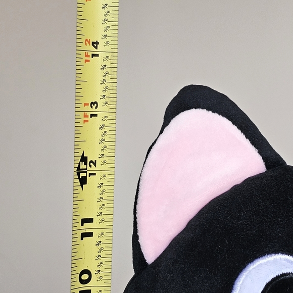 Iscream Super Soft Stuffed Black White Frosty Paws Fleece Pillow Brand New - Picture 10 of 12